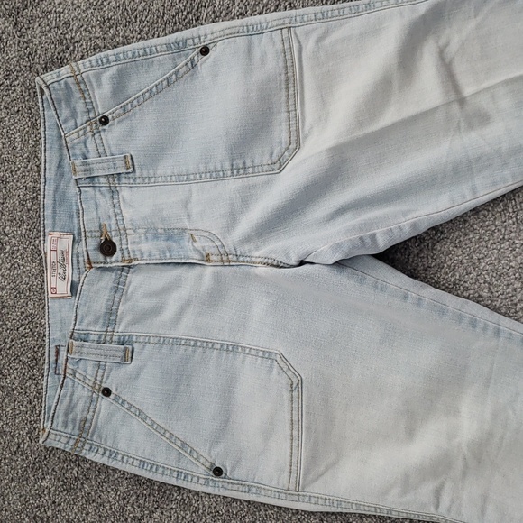 Levis womens cropped jeans - Picture 3 of 14